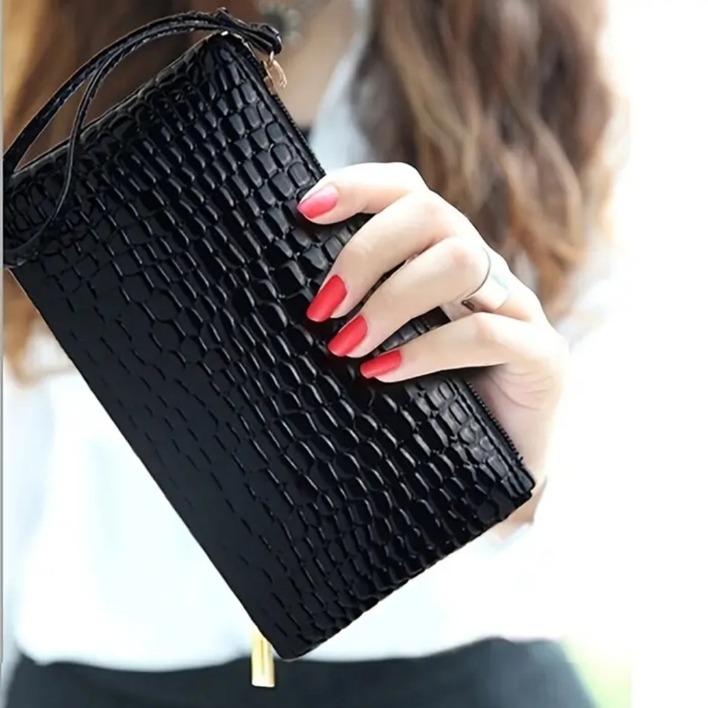 NWT Black Crocodile Embossed Clutch Wristlet